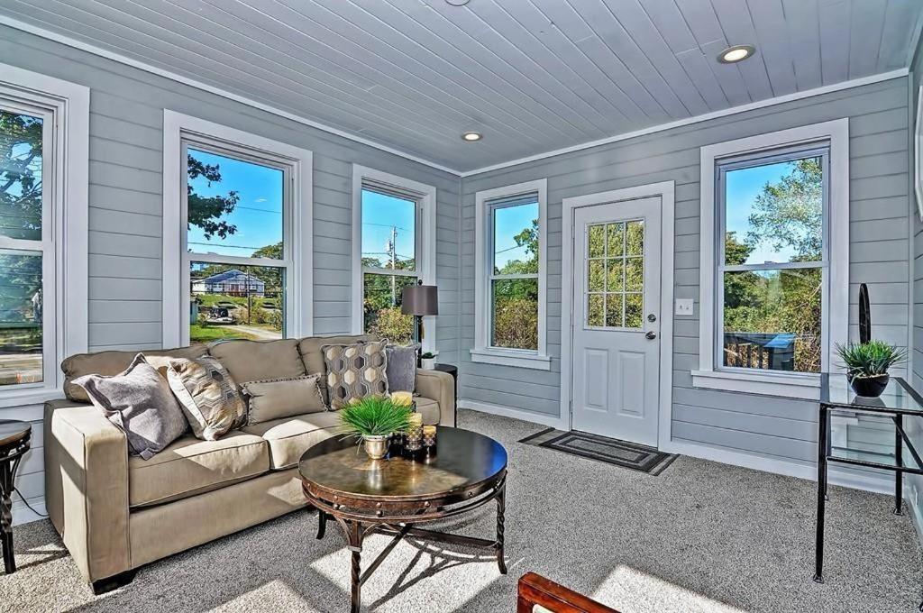 Charming Cottage Historic Falmouth Cape Cod Near Beach And Downtown 2Br 1Bath Deck Dış mekan fotoğraf